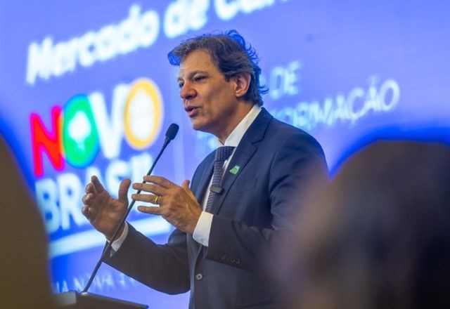 Imagem da noticia Haddad diz que "compensar quem não paga" será o desafio da isenção de Imposto de Renda