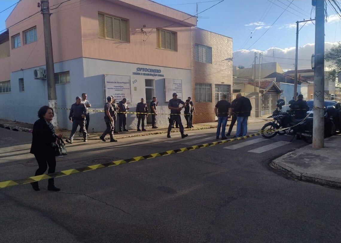 Imagem da noticia Homem invade clínica em Itapetininga (SP), mata duas pessoas e ateia fogo no local