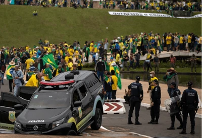 Polícia Militar do DF expulsa cinco ex-integrantes da cúpula condenados por omissão no 8 de janeiro Polícia Militar do DF expulsa cinco ex-integrantes da cúpula condenados por omissão no 8 de janeiro