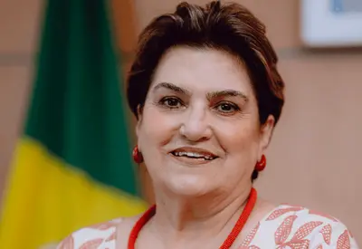 "Não podemos votar em nenhum homem que agride mulheres", afirma ministra Márcia Lopes em entrevista ao SBT News "Não podemos votar em nenhum homem que agride mulheres", afirma ministra Márcia Lopes em entrevista ao SBT News