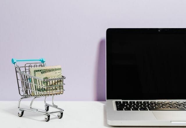 Imagem da noticia Governo deixa de cobrar imposto sobre compras internacionais de até US$ 50