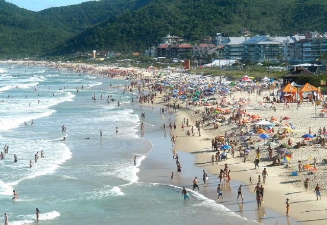Imagem da noticia Três cidades brasileiras são tendência de viagem para 2023; veja lista