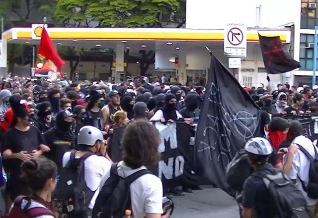 Imagem da noticia A imprensa e a nossa bolha nos protestos de 2013