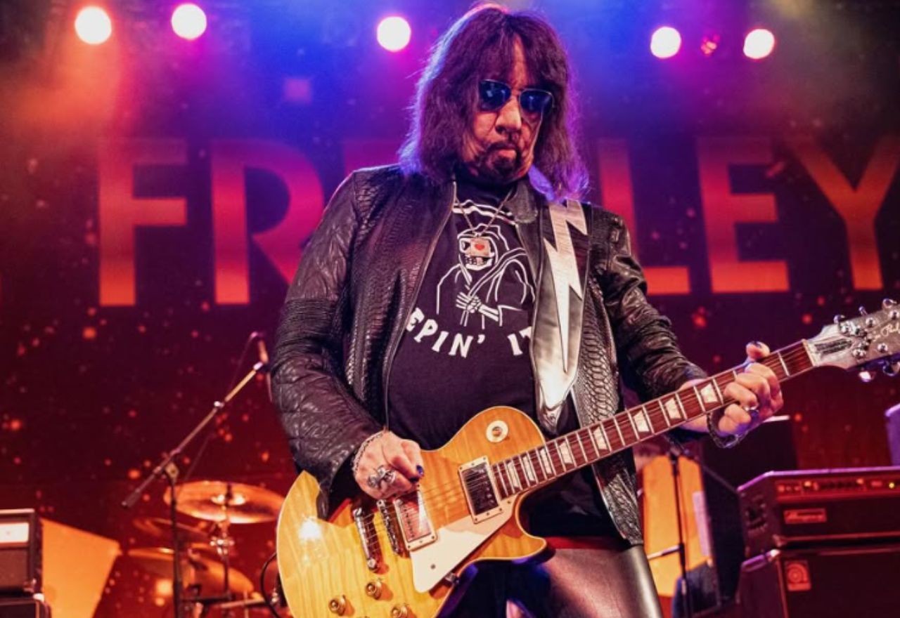 Imagem da noticia Ace Frehley, ex-guitarrista e fundador do Kiss, morre aos 74 anos