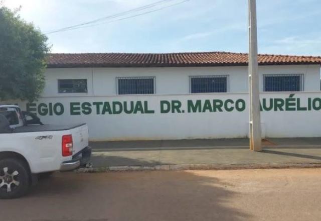 Imagem da noticia Adolescente fere dois colegas e uma professora em colégio no Goiás