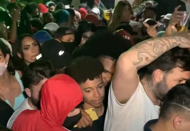 Imagem da noticia SP: blitz em festa clandestina tem tumulto e tiro de bala de borracha
