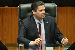 Imagem da notícia Alcolumbre não deverá ceder, e CPI do Master é dada como enterrada nos bastidores