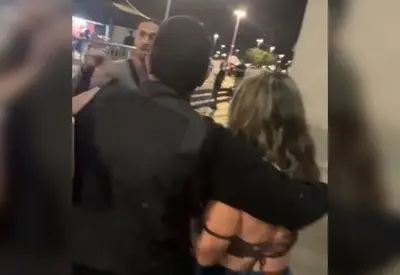 Confusão na porta de bar em Brasília termina com mulher presa por injúria racial Confusão na porta de bar em Brasília termina com mulher presa por injúria racial