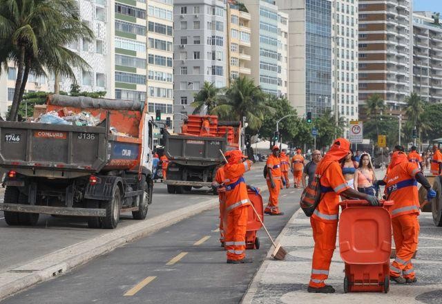 Imagem da noticia Prefeitura do Rio remove mais de 890 toneladas de lixo após Réveillon