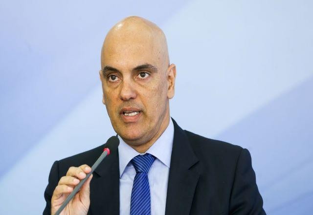 Imagem da noticia O que vale para a vida real, vale para as redes, diz Alexandre de Moraes