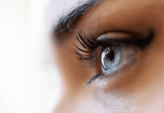 Imagem da noticia Estudo relaciona Covid-19 a alterações na retina associadas ao Alzheimer, diz estudo