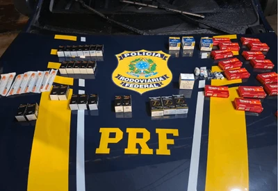 PRF apreende anabolizantes e emagrecedores ilegais com suposto médico no DF PRF apreende anabolizantes e emagrecedores ilegais com suposto médico no DF