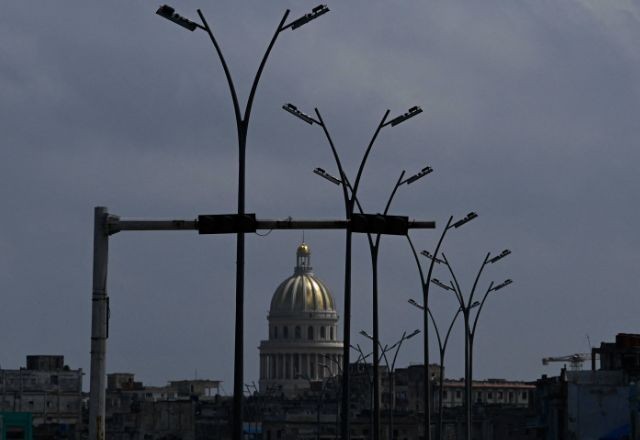 Imagem da noticia Apagão atinge maior parte de Cuba em meio a bloqueio petrolífero dos EUA