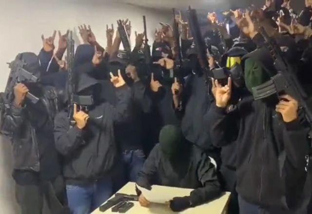 Imagem da noticia Equador convoca FBI para ajudar na investigação do assassinato de Villavicencio