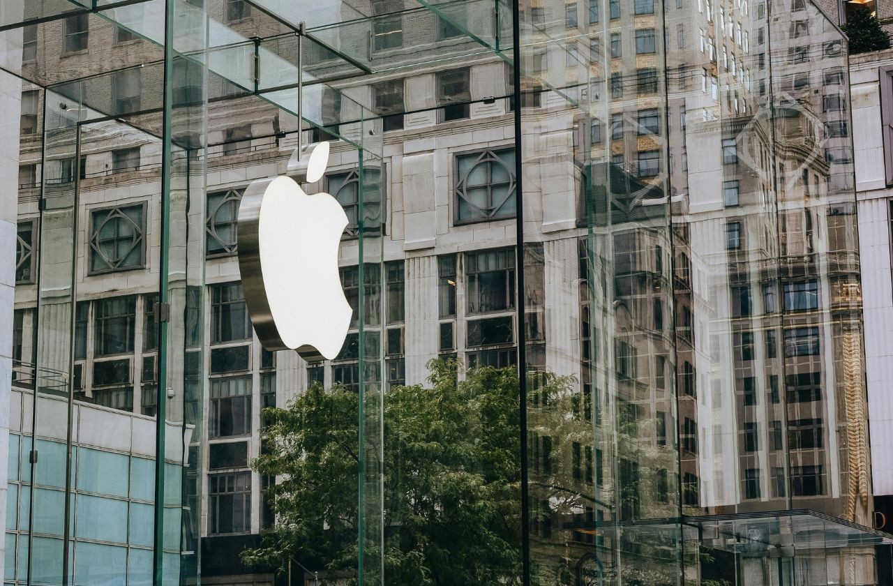 Imagem da noticia Criadora de app processa Apple por roubar tecnologia de câmeras para o Iphone