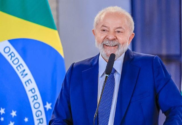 Imagem da noticia 55% dos brasileiros aprovam governo Lula, diz pesquisa Ipespe/Febraban