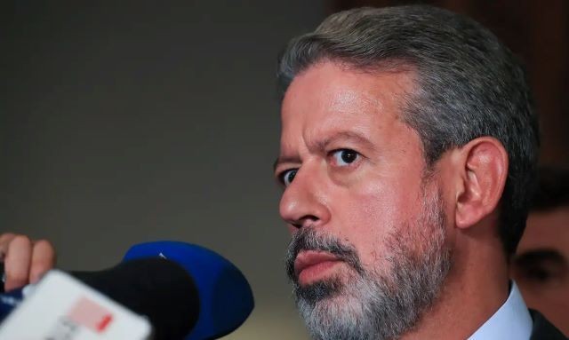 Imagem da noticia Lira anuncia comissão especial para analisar PEC das Drogas após decisão do STF