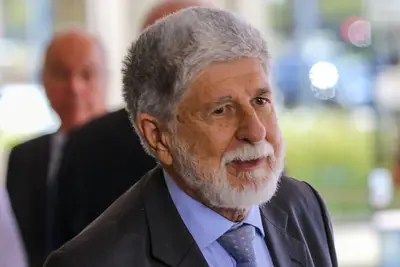 "Passo importante do ponto de vista econômico e geopolítico", diz Celso Amorim sobre avanço do acordo UE-Mercosul "Passo importante do ponto de vista econômico e geopolítico", diz Celso Amorim sobre avanço do acordo UE-Mercosul