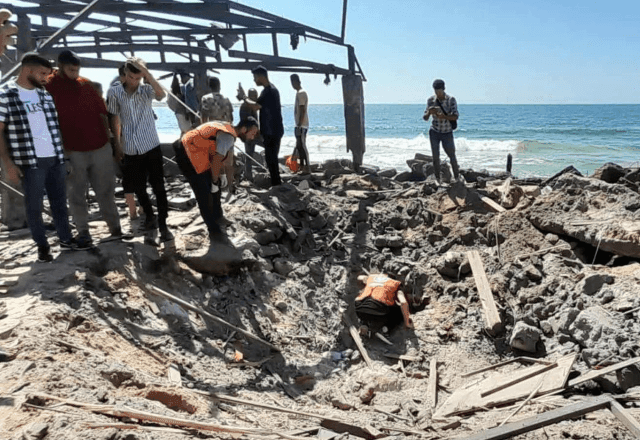 Imagem da noticia Ataque aéreo israelense mata mais de 40 pessoas em cafeteria na Cidade de Gaza