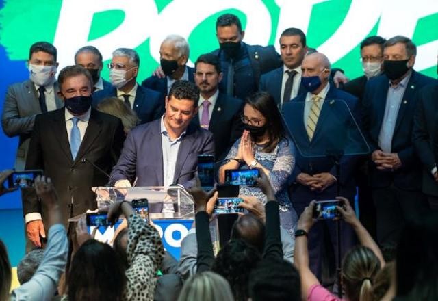 Imagem da noticia Podemos diz não ter sido avisado por Moro de filiação ao União Brasil