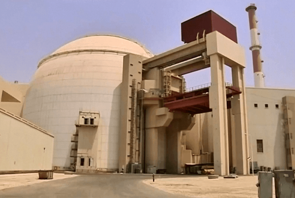 Imagem da noticia Ataque de Israel atinge usina nuclear iraniana de Bushehr pela terceira vez em 10 dias, diz agência