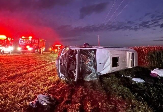 Imagem da noticia Van capota e deixa nove feridos em acidente no Distrito Federal