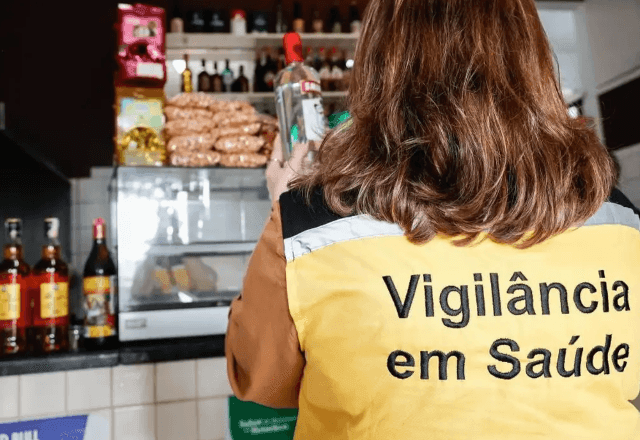 Imagem da noticia Intoxicação por metanol: polícia investiga irmãos por falsificação de bebidas