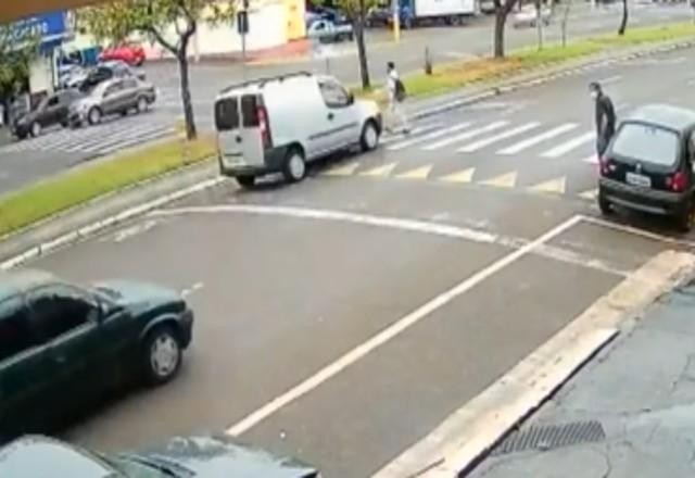 Imagem da noticia Avenida é palco de dois atropelamentos em menos de 24 horas