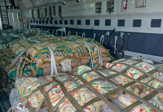Imagem da noticia Avião com 11 toneladas de ajuda para vítimas em Gaza decola no RJ