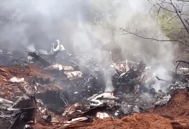 Imagem da noticia Avião com turistas estrangeiros cai no Quênia e deixa 11 mortos