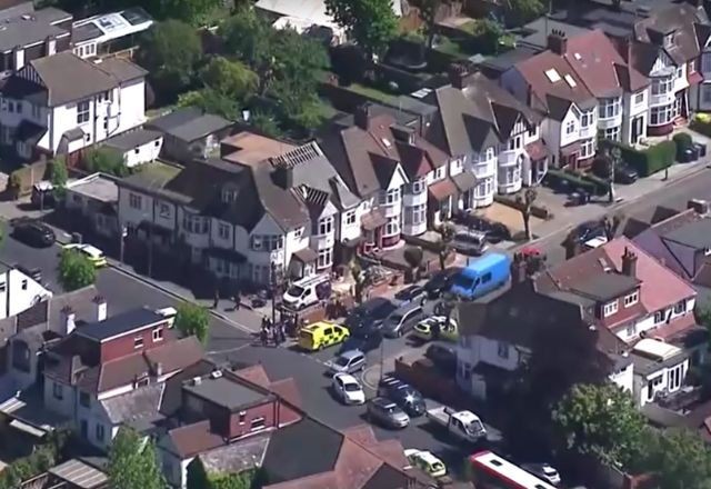Imagem da noticia Dois judeus são esfaqueados em ataque antissemita em Londres, na Inglaterra