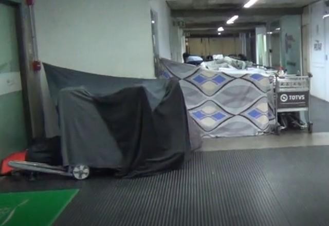 Imagem da noticia Em busca de acolhimento, refugiados afegãos acampam em Guarulhos (SP)