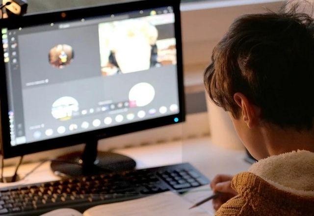 Imagem da noticia Governo cria programa de internet grátis para estudantes de baixa renda