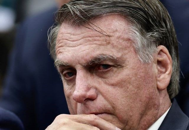 Imagem da noticia Bolsonaro vai assistir do Senado a julgamento do STF que pode torná-lo réu