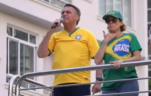 Imagem da noticia Defesa de Bolsonaro nega que ex-presidente tenha confirmado existência da "minuta do golpe"