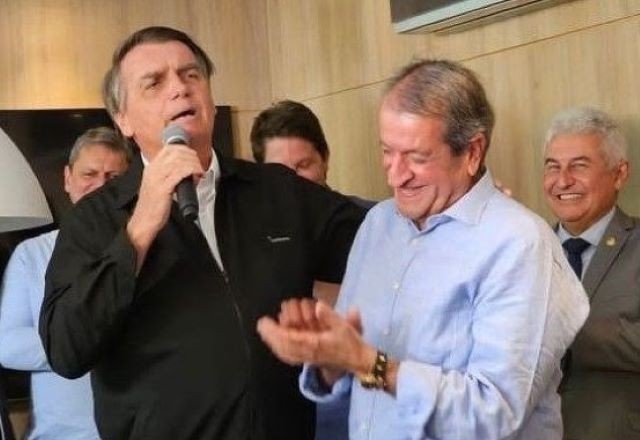 Imagem da noticia Bolsonaro e Valdemar devem se encontrar nesta quarta (12) após liberação de Moraes