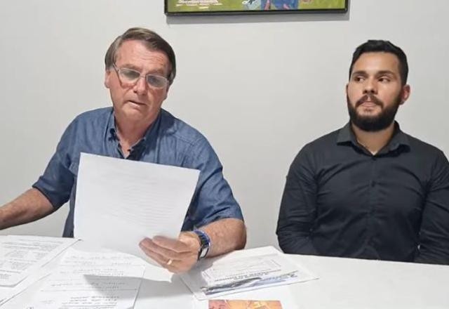 Imagem da noticia Bolsonaro reitera que não vacinará filha e diz que Anvisa "fechou diálogo"
