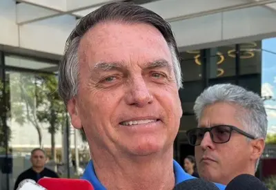 Bolsonaro terá redução de 1 ano de prisão lendo e trabalhando, prevê cálculo de Paulinho Bolsonaro terá redução de 1 ano de prisão lendo e trabalhando, prevê cálculo de Paulinho