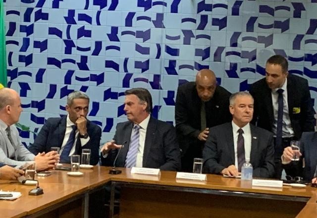 Imagem da noticia Embaixada de Israel diz que não coordenou presença de Bolsonaro em reunião