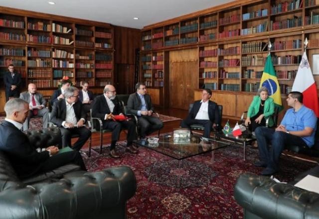 Imagem da noticia Bolsonaro se prepara para Cúpula das Américas, na próxima semana nos EUA