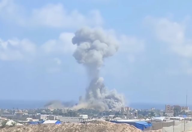 Imagem da noticia Ataque de Israel na Faixa de Gaza mata 90 pessoas