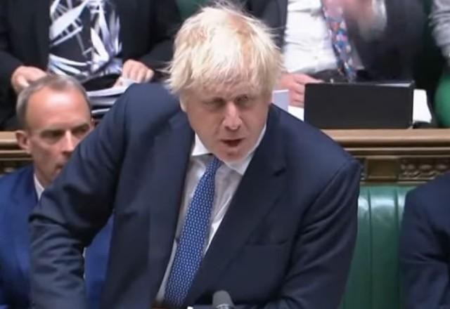 Imagem da noticia Boris Johnson assume "total responsabilidade" por festas em gabinete