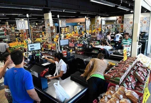 Imagem da noticia Custo de vida aumentou para 73% dos brasileiros, aponta pesquisa