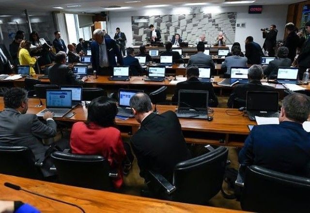 Imagem da noticia Comissão do Senado aprova projeto que cria Lei da Reciprocidade Econômica, em resposta a medidas de Trump