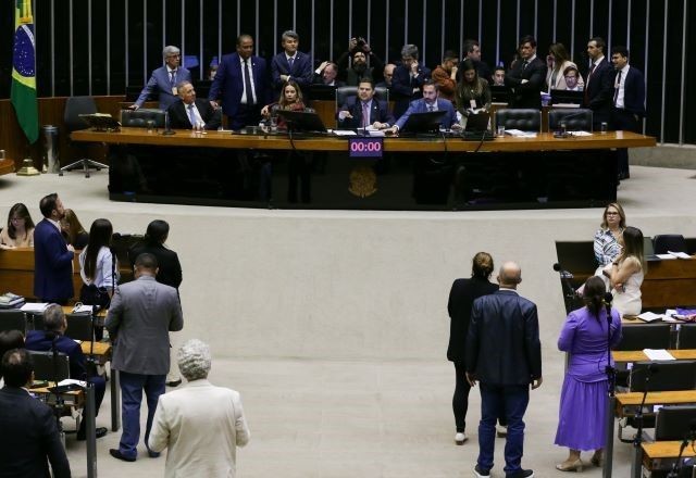 Imagem da noticia Após anunciar adiamento, comissão do Congresso diz que votação do Orçamento segue prevista para março