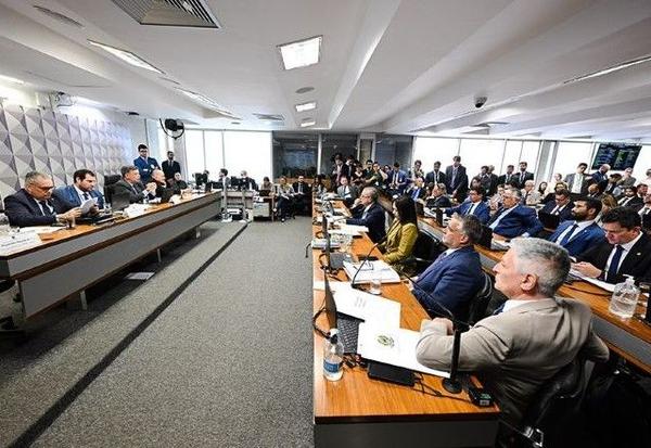 Imagem da notícia: CPMI do INSS faz hoje nova tentativa de ouvir representante do sindicato de irmão de Lula