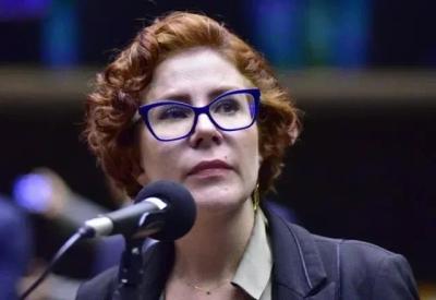 Justiça decide manter prisão cautelar de Zambelli na Itália Justiça decide manter prisão cautelar de Zambelli na Itália