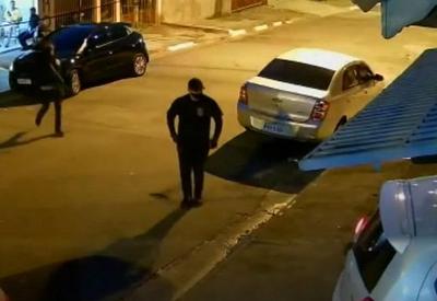 Criminosos se passam por policiais federais e roubam casa Criminosos se passam por policiais federais e roubam casa