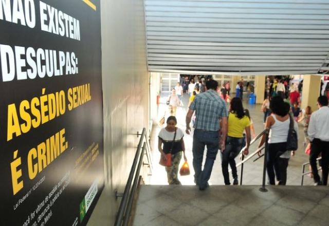 Imagem da noticia Brasil teve mais de 250 casos de assédio sexual no trabalho por mês em 2021