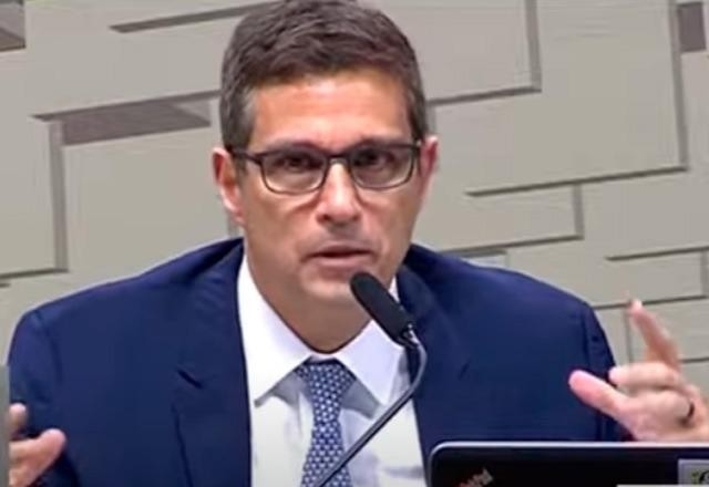 Imagem da noticia Campos Neto defende juros altos para combater inflação persistente